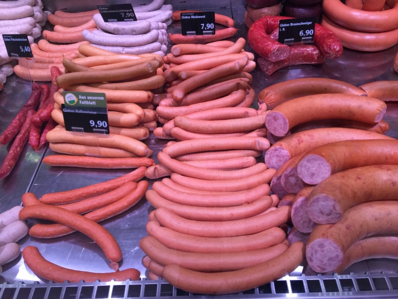 ecommerce-LA TRINITE-min_sausages_meat_butchery-1069321